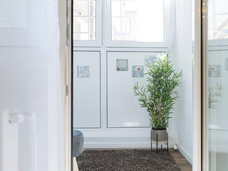 Cozy Studio Next To House Of Parliament Bukarest Exterior foto
